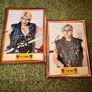 ダンプ松本　ブル中野　サインtシャツ ダンプ松本 ブル中野 サインtシャツ ☆プロレスカード付☆ダンプ